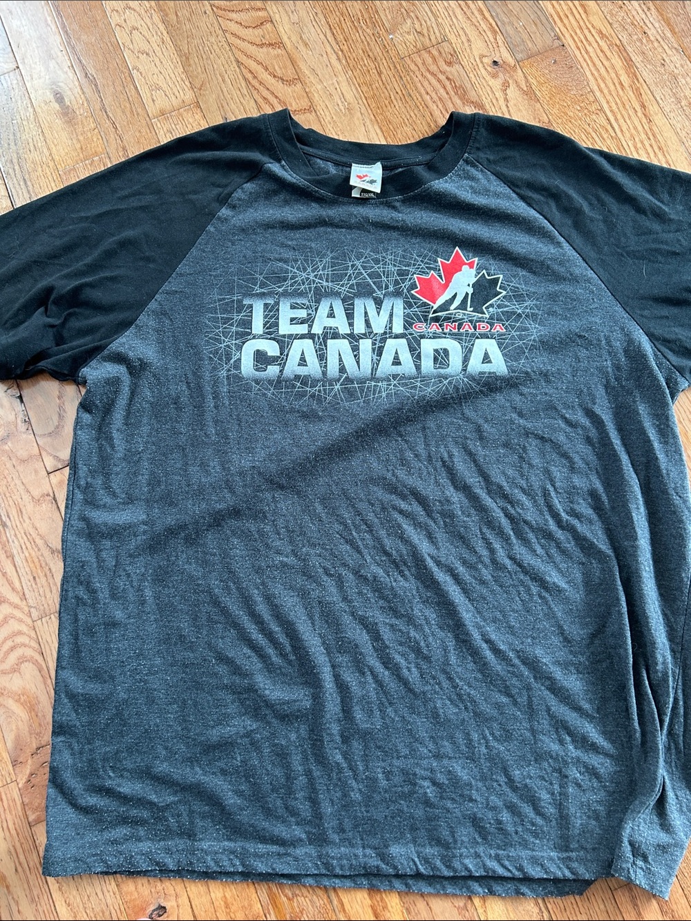 Team Canada Men's Grey & Black Raglan T-Shirt
